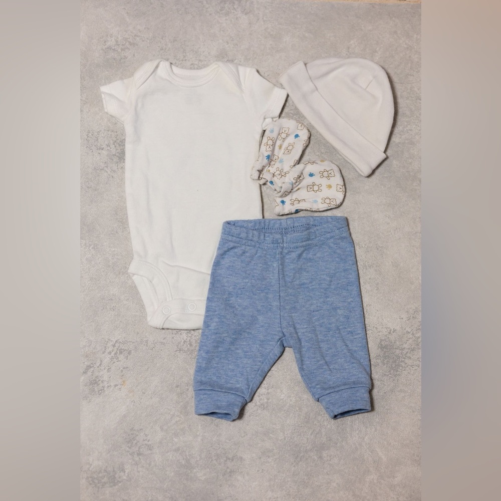 Bundled blue newborn outfit